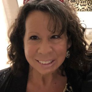 Meet your Posher, Cindy